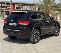 جیپ گراند شیرۆکی